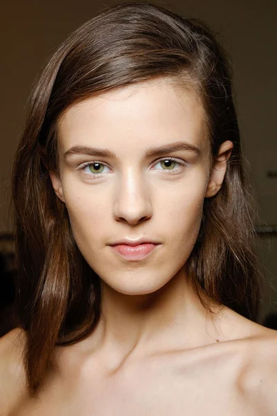 Look 1